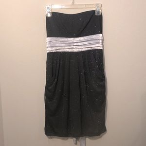 Sparkly Black and Silver Strapless Dress 🖤